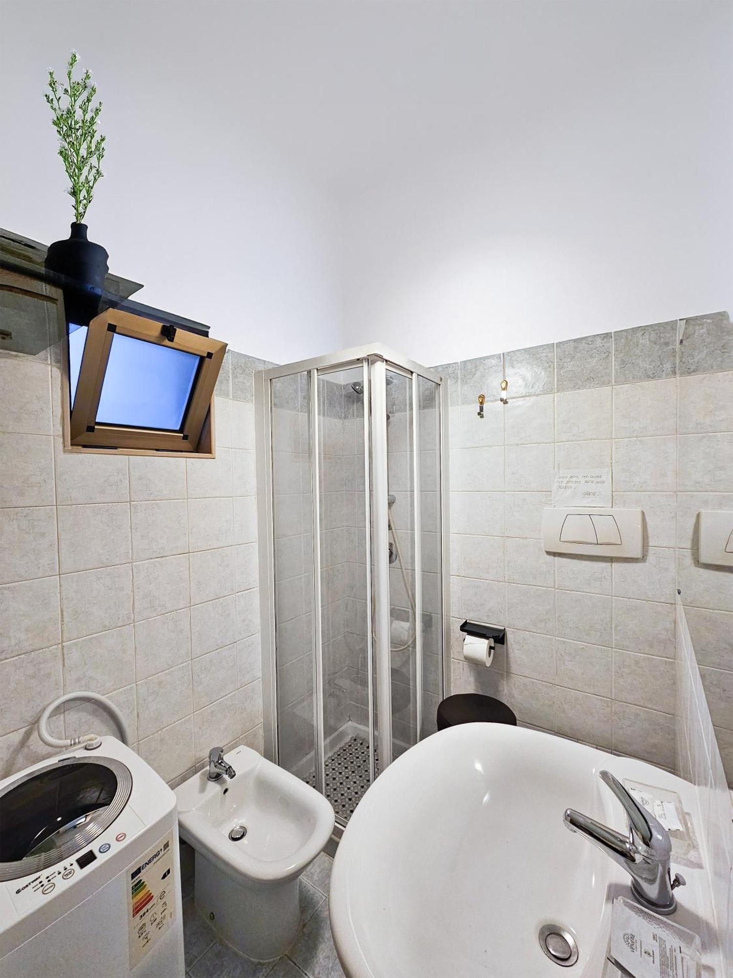 Cozy Classical Residence In The City Center Bari Bagian luar foto